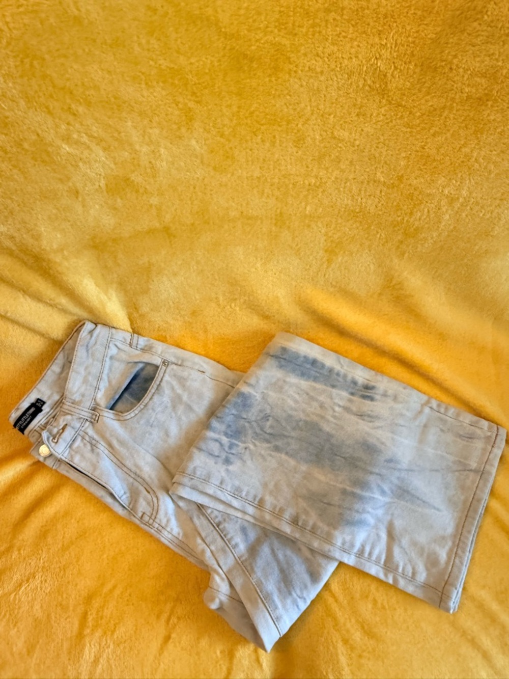 Light Blue Jeans - Classic Straight Fit